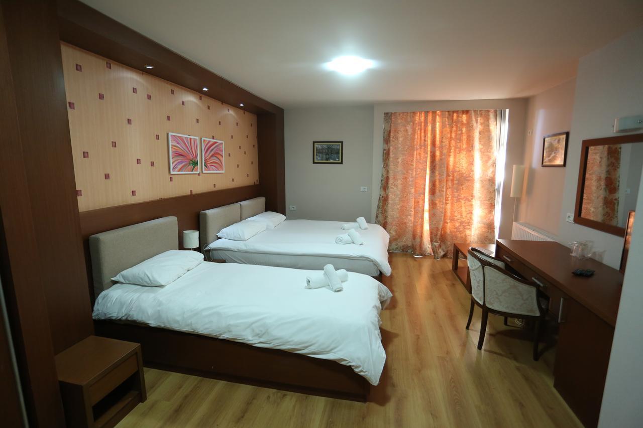 Perla Hotel Pogradec Zewnętrze zdjęcie